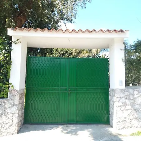 La Casa Dell'antiquario Country house Graniti